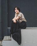 올여름 유행한다는 칼단발 ‘리프컷’ 하고 싶게 만드는 모델의 ‘시크·청순’ 비주얼