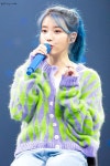 Love, Poem' 서울 토요일 앵앵콜 직찍 by strawberryman 파일정리하다가 놓친게.. 진짜 마지막.. #IU #LOVEPOEM #러브포엠...