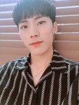 Épinglé par lea marie sur Imfact (임팩트)