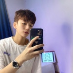 핑크빅숯라이브 | 유니갱 YUN (允宝) on Instagram: “잠시후 저녁 10시 #비고라이브 생방 오늘도 @khxxn_ 이랑 합방 ☺️ Today...