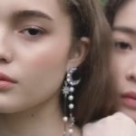NEWMOOD뉴무드헤어 | TREND LOOKBOOK 보다 선명하고 빛나는 뉴 로레알 헤어컬러... 유행하는 컬러키와 무드 소개드립니다. Dir... | Fashion, Earrings, Jewelry