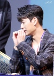 퍼스트라이트 on