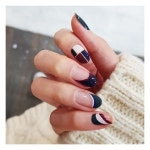 유니스네일(UNI'SNAiL) | 3,248 Likes, 25 Comments - 유니스텔라 네일_박은경 (@nail_unistella) on Instagram: “🌖 💅🏻❤️” | Minimalist nails...