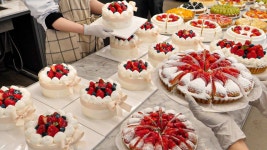 토브디저트(TOV dessert) | Tartas y pasteles dulces에 있는 manera onelia님의 핀 | 디저트, 케이크, 식품 아이디어