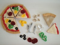 (felt) Pizza, anyone? | 펠트