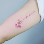 #tattoo #colortattoo #color #flowertattoo #flowers #nandotattoo #타투 #꽃타투 #타투도안 #난도타투 #레터링타투 (With...