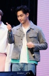 ปักพินโดย Fonz ใน aG7 JB Defsoul ⏩ 제이비