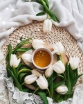 커피엔쩜쩜(COFFEE&..) | Coffee and Flowers에 있는 Terna Katalin님의 핀 | 카페, 커피, 음료