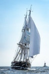 Sailing Vessel에 있는 Yongsig Han님의 핀 | 요트