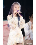 어떤 순간도 완벽한 언니ㅠㅠㅠ #아이유 #이지은 #이지금 #러브포엠 #iu #leejieun #dlwlrma #lovepoem photo by codeine님, 별빛유님...