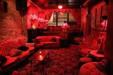 Club bar에 있는 Jonny님의 핀 | 집 디자인, 인테리어, 디자인