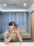 위웨어어스(We Wear Us) | 위아이(WEi) on Twitter in 2021 | Walk the earth, Mirror selfie, Buenos dias