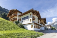 세레네 아파트먼트 인 스투바이탈 비트 테라스 - Serene Apartment In Stubaital With Terrace | 티라트래블 호텔 예약 세레네...