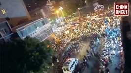 봉기산업도갤러리앤커피주 | 장유봉기 다큐멘터리로 편집되어 올라왔음 - 미국 정치 마이너 갤러리