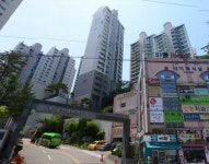 마포 창전래미안 전용 114㎡ 7억 첫 돌파…거래도 늘어 - 땅집고 > 분양리포트 마포 창전래미안 전용 114㎡ 7억 첫 돌파…거래도 늘어
