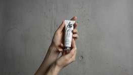 에이디스(ATHIS) 에이디스 블랑 블루 핸드크림 30ml - 후기 | 무신사