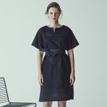 메종드양(Maison de Yong) | 메종드이네스(MAISONDEINES) BLACK PUNCHING TUNIC DRESS - 253,000원 | 무신사 스토어 - 셀렉트숍