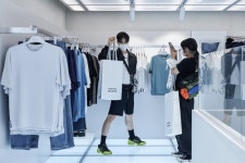 애즈포러스홍대1호매장 | 홍대에서 만나는 무신사 스탠다드 1호점 | 무신사 홍대에서 만나는 무신사 스탠다드 1호점
