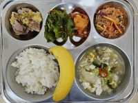 11월 28일 (화) 점심 급식사진 :: 급식 소식 :: 선린중학교 선린중학교 :: 급식 소식 :: 11월 28일 (화) 점심 급식사진