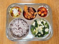 케이탑푸드(동패점) | 12월 5일 (화) 점심 급식사진 :: 급식 소식 :: 동패중학교 동패중학교 :: 급식 소식 :: 12월 5일 (화) 점심 급식사진