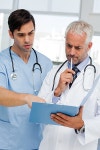 행복이음경 | Two thoughtful doctors | 유토이미지 | 상세페이지 | 베이직샵 | 사진 | 17508974
