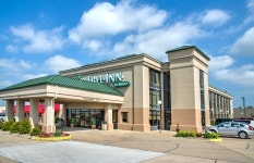 Book Pear Tree Inn Cape Girardeau Near the Medical Center | Cape Girardeau Hotel Deals