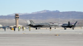 BEMIL 최신 영상 - BEMIL 군사세계 F-35A 스텔스 전투기를 무려 78대를 운영하는 미 공군 388전투비행단의 레드 플레그 20-1 훈련