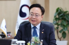 유령아동 2000여명 전수조사 이번주 착수…한달 내 완료 목표 | 한국경제 '유령아동' 2000여명 전수조사 이번주 착수…"한달 내 완료 목표"