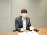 AI 시장 5배로 커진다는데…수익률 대박 매니저의 조언 | 한국경제 "AI 시장 5배로 커진다는데"…'수익률 대박' 매니저의 조언