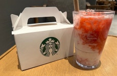 스타벅스이대이씨씨(ECC)점 | 스타벅스 이대ECC점 - 서울, 서대문구, 대현동 | 맛집검색 식신