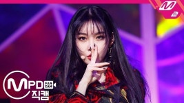 더쿠 - 걸그룹에서 메인보컬 출신이 아닌데 솔로데뷔 성공적이었던 여자가수들.jpg