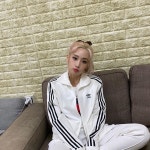 루엘르드헤어 | 러블리즈 지애 인스타 - 스퀘어 카테고리
