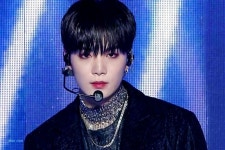 더쿠 - 얘들아~(0명) 종현이 목걸이