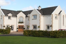 Breffni Arms Hotel, 카반, 아일랜드 - www.trivago.co.kr