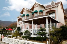 제너시스비비큐강릉라카이리조트야외풀점 | Top resorts in 강릉 | www.trivago.co.kr 강릉의 숙소