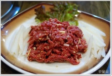 호야네착한정육엔마트식당 | 롯데정육마트식당(수원시/화서동) ... 한우모듬과 육회 ...