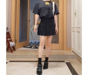 킨예 (KINYE_T) KINYE's logo t-shirt - Black