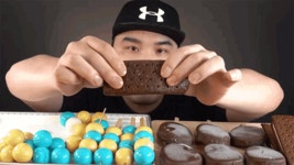 우주아이스크림WOULDU | 우주젤리 초코아이스크림 GIF - 우주젤리 초코아이스크림 떵개떵 - GIF 탐색 및 공유
