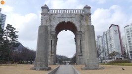 서대문독립공원, 독립지사들의 뜨거운 숨결을 찾아서 > 내 손안에 서울 > 서울이야기 > 시민소통 > 정보소통광장 서대문독립공원, 독립지사들의...