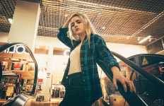 "Window Shopper" (Somedays Off With Lera Part 1) :: Behance "Window Shopper" (Somedays Off With Lera Part 1) - Ritzy Williams