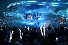 롱주의 기적…거인 SKT 꺾고 롤챔스 우승 - 일간스포츠 롱주의 기적…거인 SKT 꺾고 롤챔스 우승