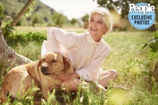 미쓰앤독(Ms.&Dog) | All About Selma Blair's New Service Dog Scout and Her MS Now All About Selma Blair's New Service Dog Scout and Her MS Now: 'I'm...