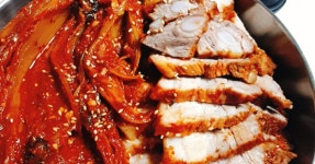 통삼겹살김치찜~캠핑요리,손님접대요리로 딱이쥐!
