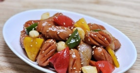 비래스토아야채건어반찬판매점 | 반찬가게 인기메뉴 쏘야볶음 소세지야채볶음