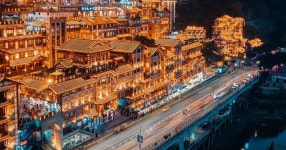 충효행정&워너투어 | 충칭 5일 소그룹 투어 (쓰촨 오페라 포함) - 클룩 Klook 한국