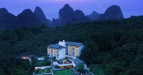 루츠나인(ROOTS9) | 구이린 Guilin Yangshuo Nine Roots Star Luxury Hotel(Lijiang Branch) | 2026년 최신 가격 & 프로모션 - 클룩 Klook 대한민국