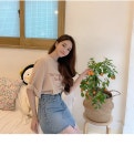 어바웃리리aboutlyri | 어바웃트루 레터링 언발 베이직 티셔츠 - 리리앤코 어바웃트루 레터링 언발 베이직 티셔츠