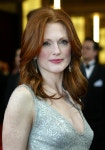 나드리fashion | Julianne Moore In Talks To Play Alma Coin In Final 'Hunger Games' Films 'Mockingjay' Parts 1 and 2