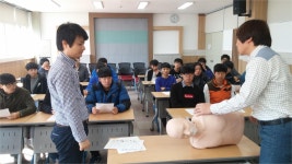 동아리방<열린마당<충주공업고등학교 충주공업고등학교
