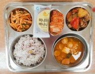 충북생명산업고등학교집단급식소 | 사진으로 보는 식단<학교급식<학생마당<충북생명산업고등학교 충북생명산업고등학교
